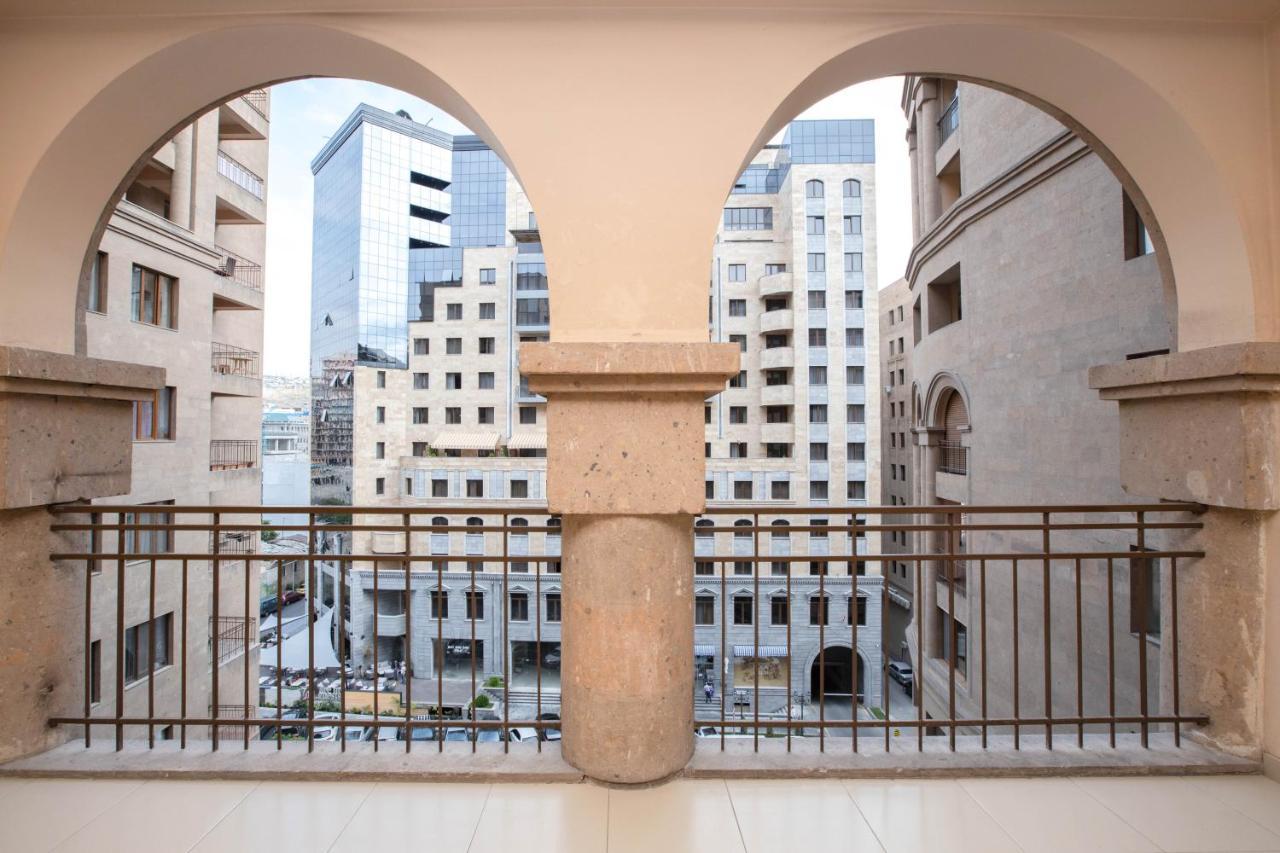 Stay Inn Apartments On Amiryan 4-6 Jerevan Eksteriør bilde