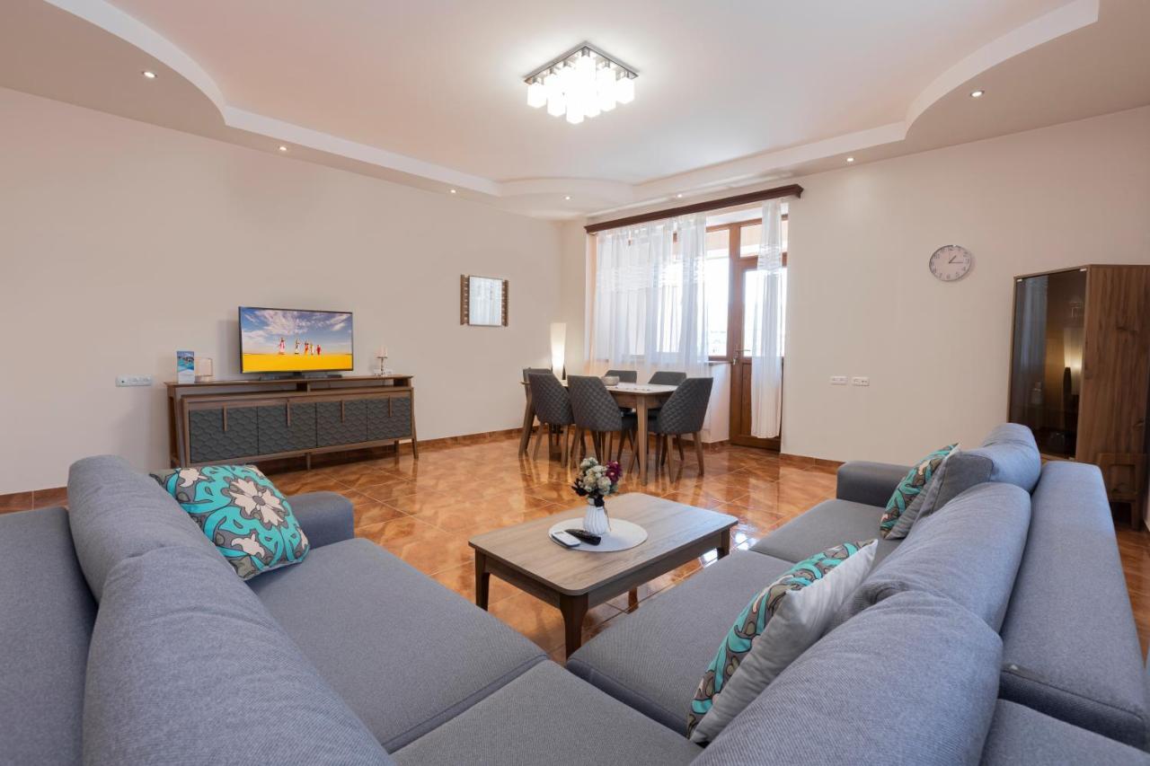 Stay Inn Apartments On Amiryan 4-6 Jerevan Eksteriør bilde