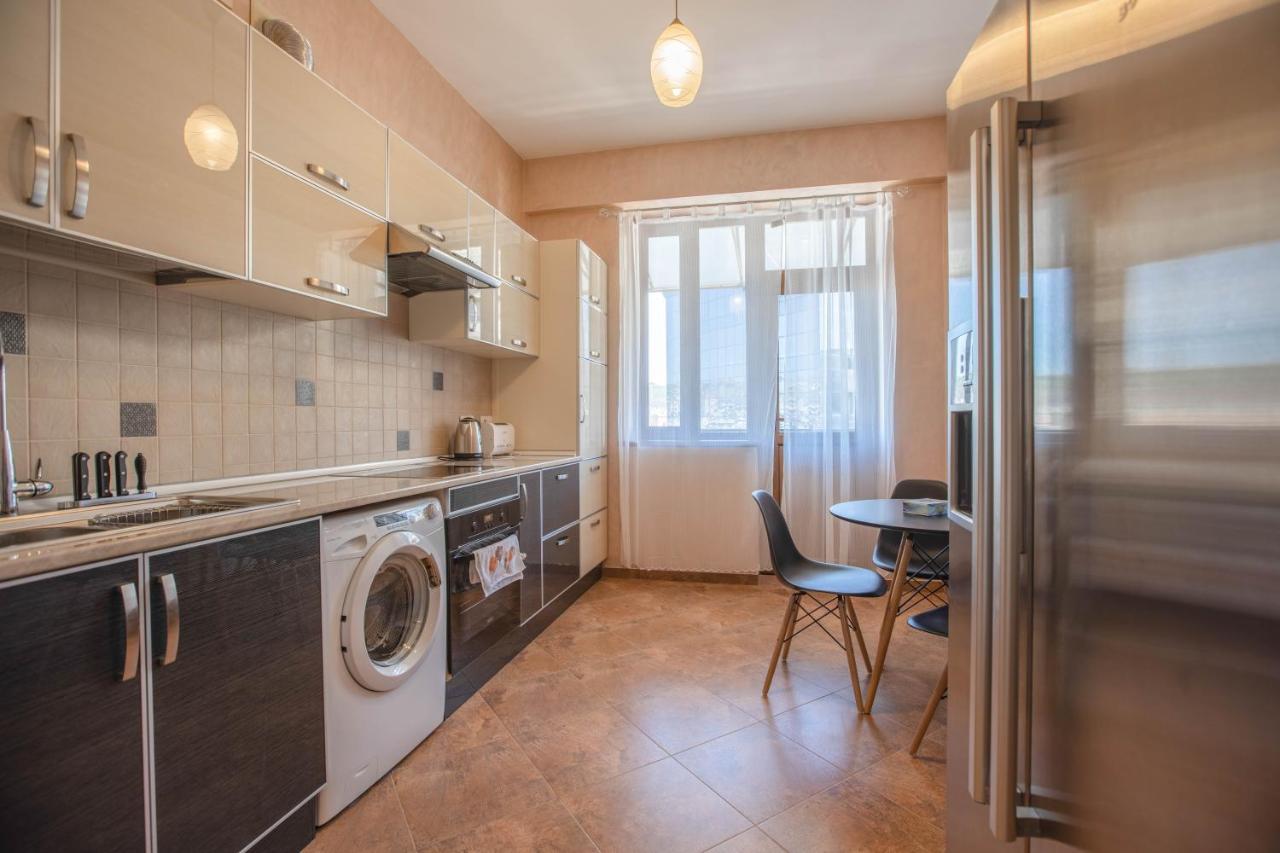 Stay Inn Apartments On Amiryan 4-6 Jerevan Eksteriør bilde