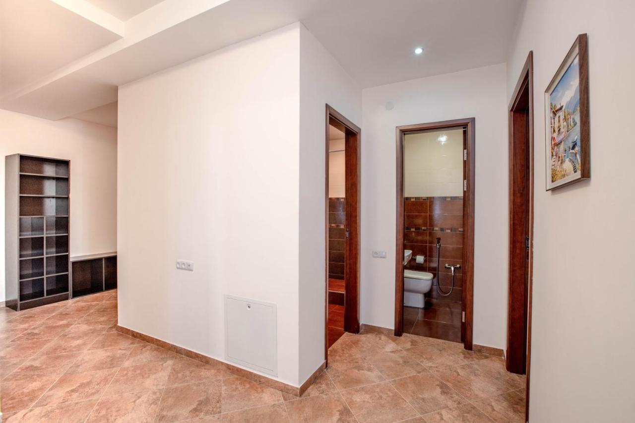 Stay Inn Apartments On Amiryan 4-6 Jerevan Eksteriør bilde